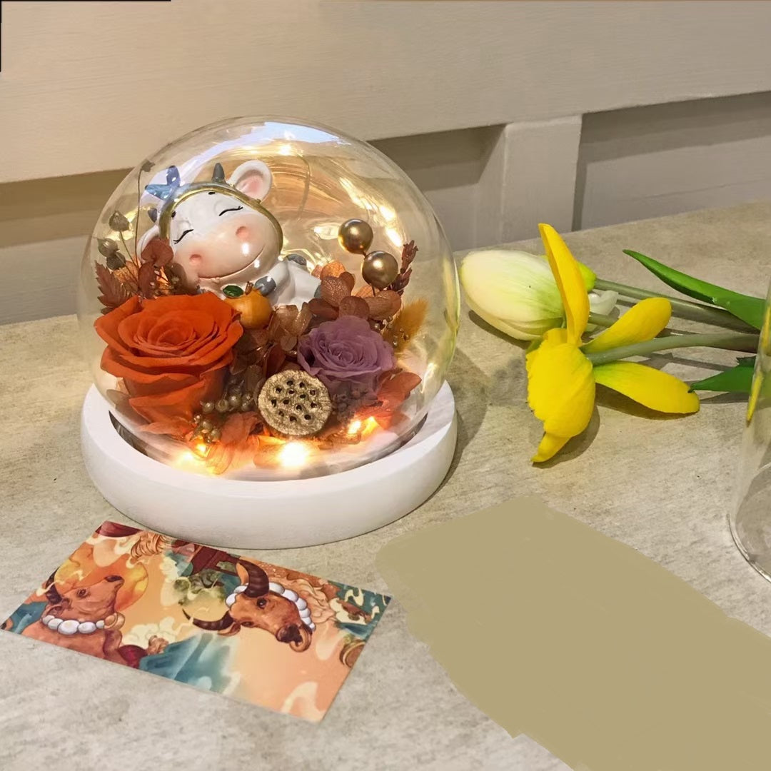 Lucky Cat with Preserved Flower