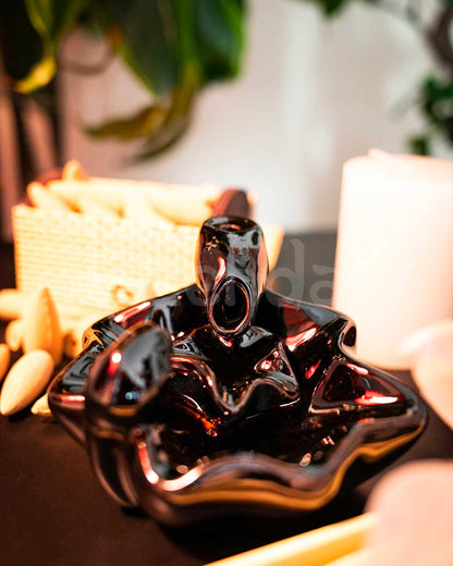 Concentric leaves - Backflow Incense Burner