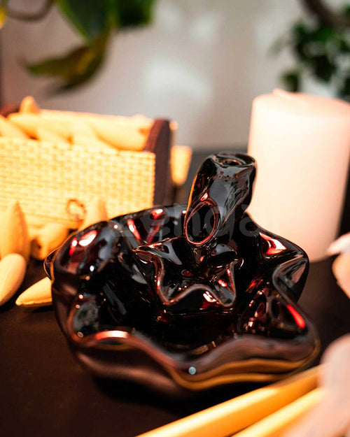 Concentric leaves - Backflow Incense Burner